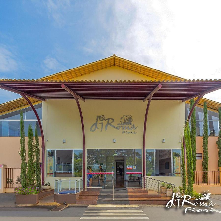Caldas Novas - Diroma Fiori - Incluso 1 Acesso Ao Acqua Park Vulca - Oficial Exterior foto